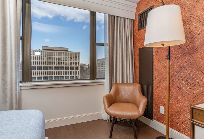 Отель Canopy By Hilton Washington Embassy Row