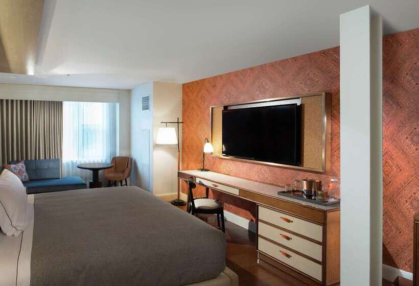 Отель Canopy By Hilton Washington Embassy Row