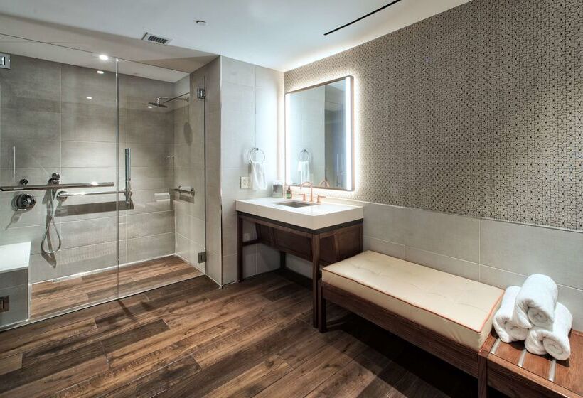 Отель Canopy By Hilton Washington Embassy Row