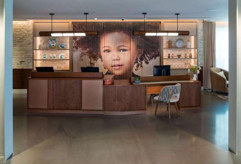 Отель Canopy By Hilton Washington Embassy Row