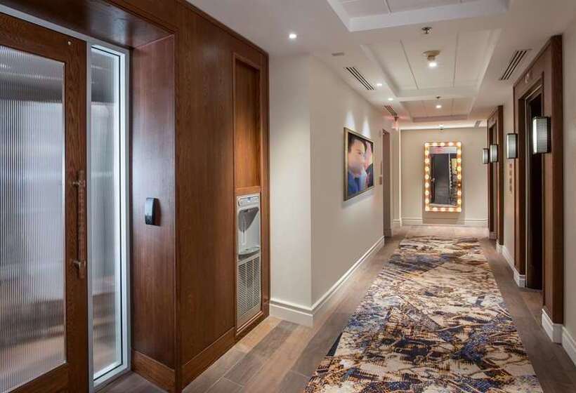 Отель Canopy By Hilton Washington Embassy Row