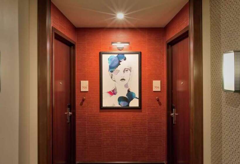 Отель Canopy By Hilton Washington Embassy Row