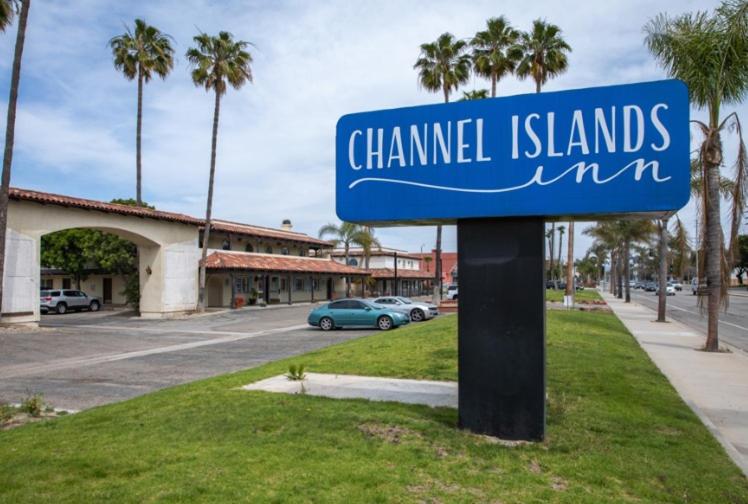 호텔 Channel Islands Inn