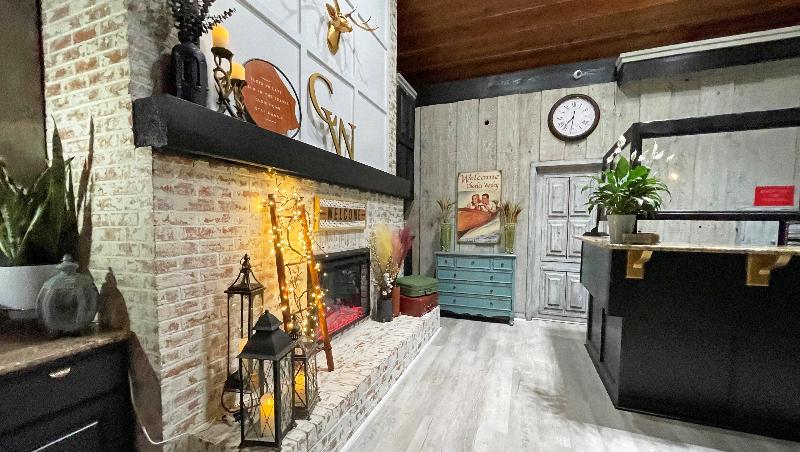 فندق Charles Wesley Motor Lodge