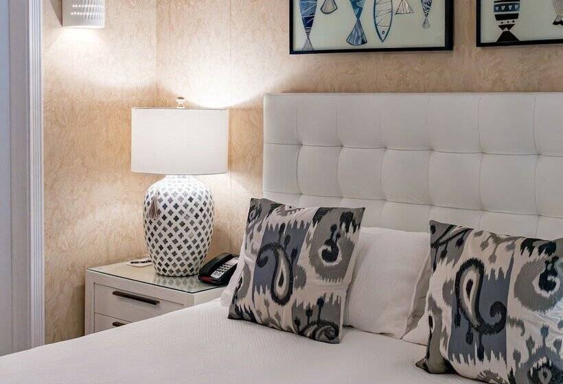酒店 Chateau Inn And Suites