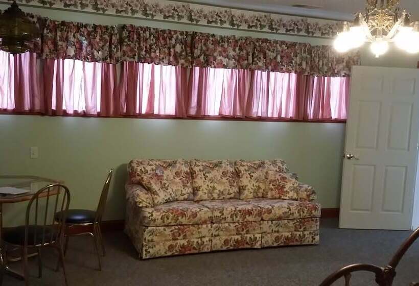 호텔 Chestnut Charm Bed & Breakfast