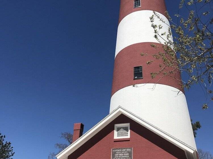 فندق Chincoteague Inn