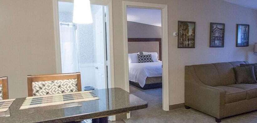 فندق Chocksett Inn And Restaurant