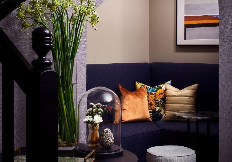 هتل Claridge House