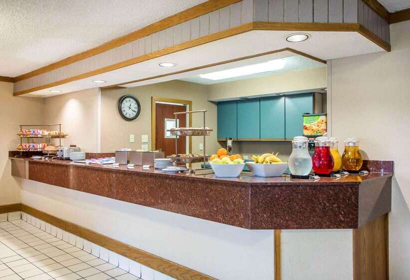 בית מלון כפרי Howard Johnson By Wyndham Merrillville