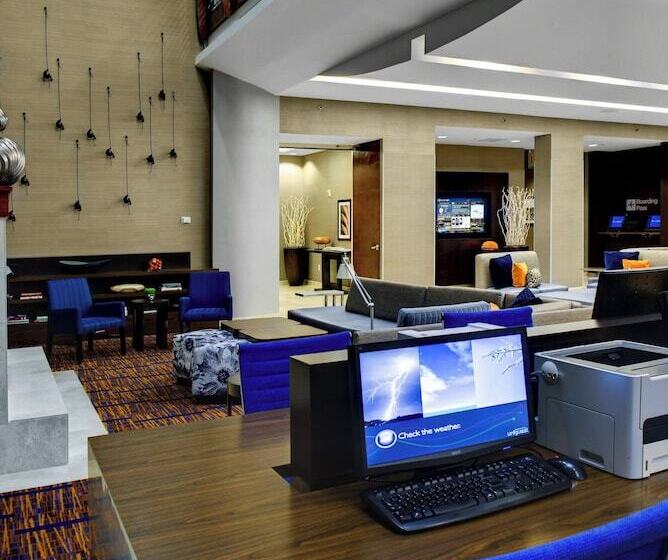 فندق Courtyard By Marriott Atlanta Buckhead