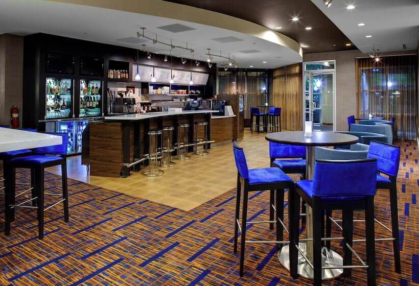 فندق Courtyard By Marriott Atlanta Buckhead
