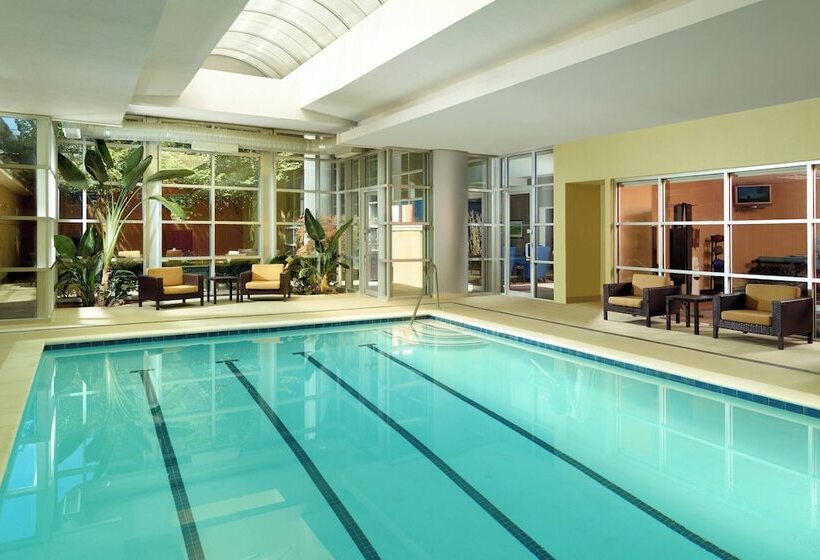 هتل Courtyard By Marriott Atlanta Buckhead