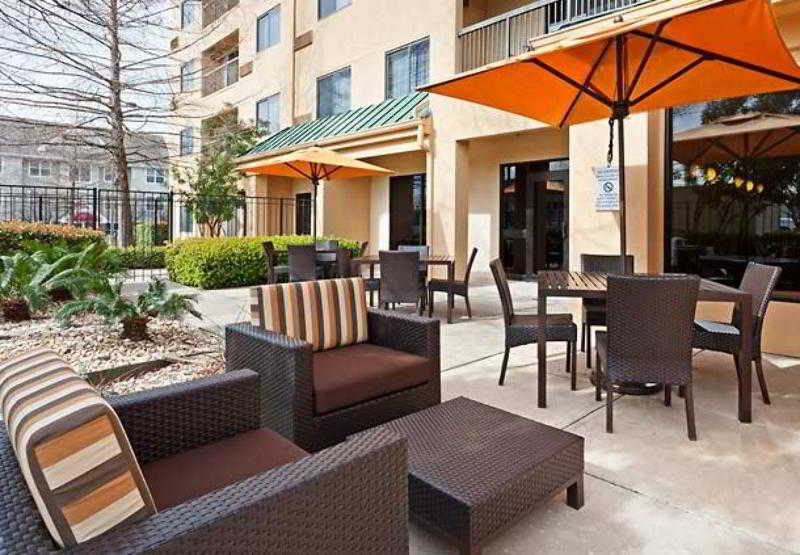 Отель Courtyard Austin South