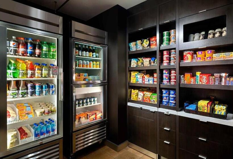 Отель Courtyard Austin South