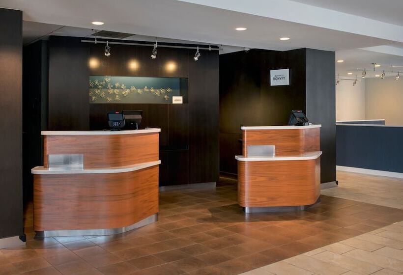 فندق Courtyard By Marriott Baltimore Hunt Valley