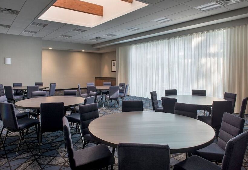 فندق Courtyard By Marriott Baltimore Hunt Valley