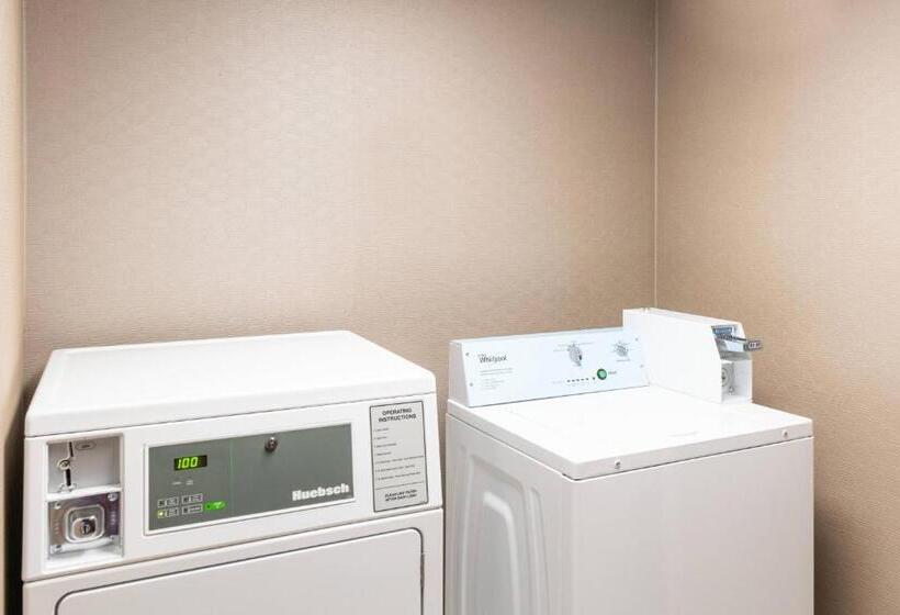 ホテル Courtyard By Marriott Bloomington