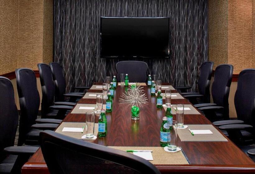 ホテル Courtyard By Marriott Bloomington Mall Of America