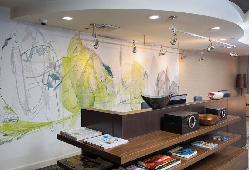 فندق Courtyard By Marriott Boston Westborough