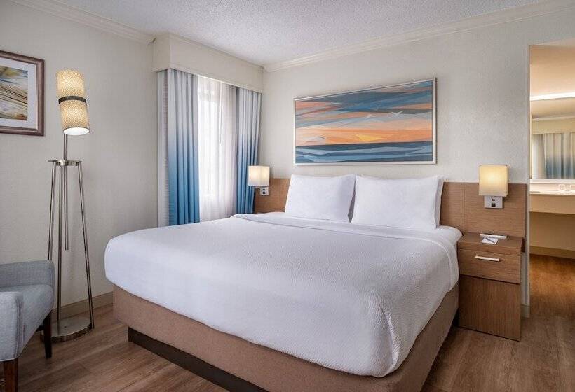 فندق Courtyard By Marriott   Naples