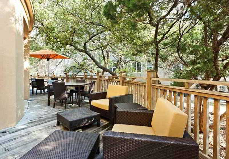 هتل Courtyard By Marriott Austin The Domain Area