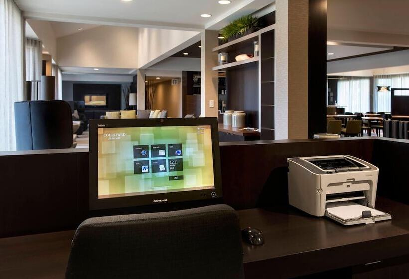 בית מלון כפרי Courtyard By Marriott Boston Norwood/canton