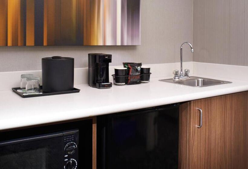 호텔 Courtyard Cleveland Independence