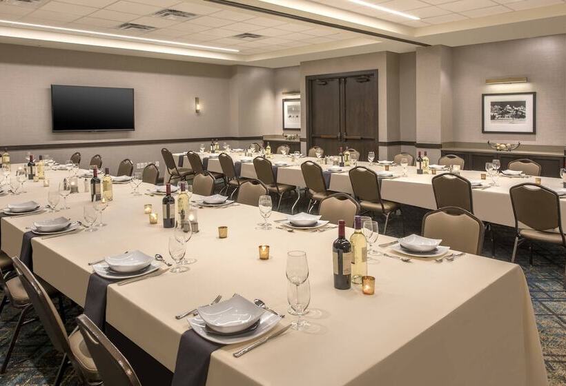 هتل Courtyard By Marriott Denver Downtown