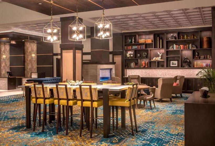 هتل Courtyard By Marriott Denver Downtown