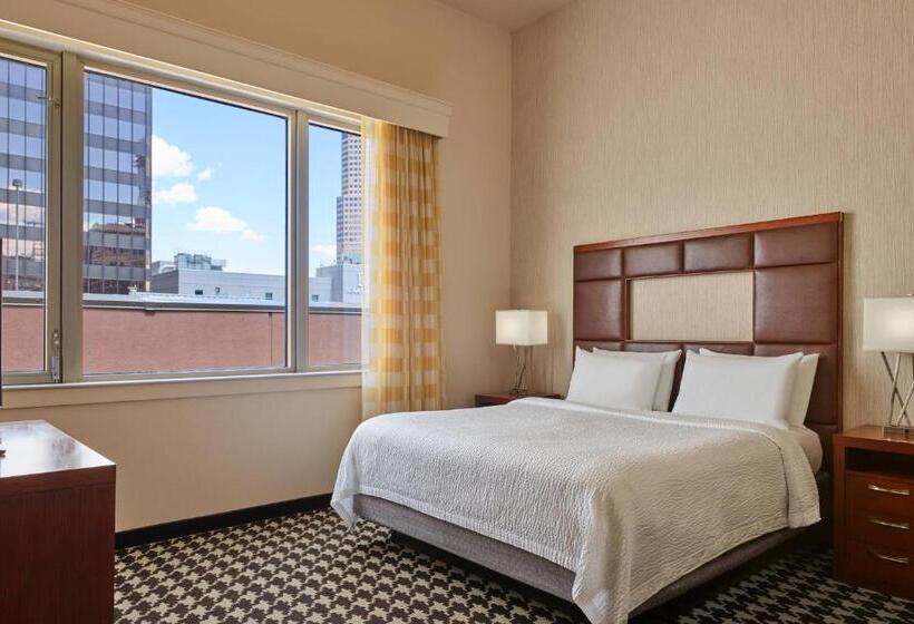هتل Courtyard By Marriott Denver Downtown