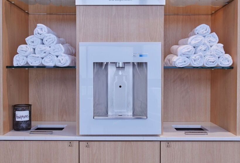 호텔 Courtyard By Marriott Detroit Livonia