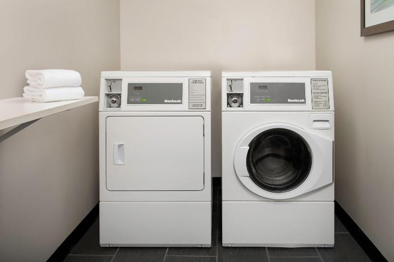 هتل Courtyard By Marriott Dothan