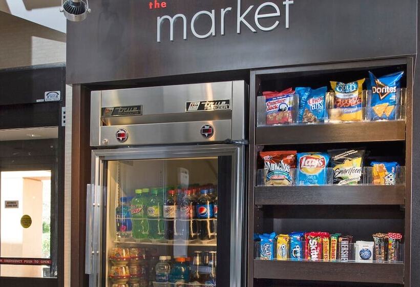 هتل Courtyard By Marriott Dothan