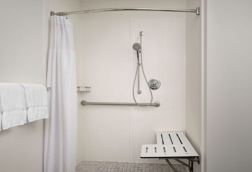 هتل Courtyard By Marriott Dothan