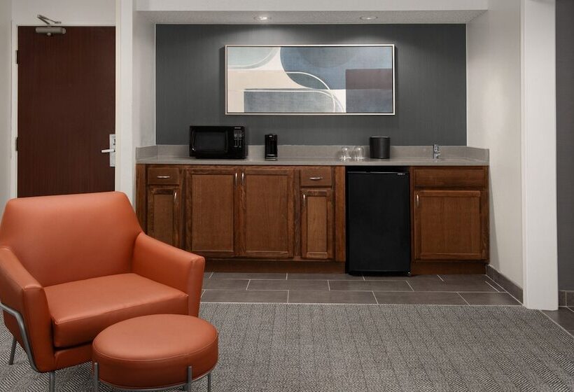 هتل Courtyard By Marriott Dothan