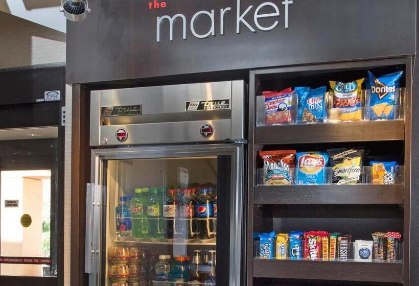 هتل Courtyard By Marriott Dothan