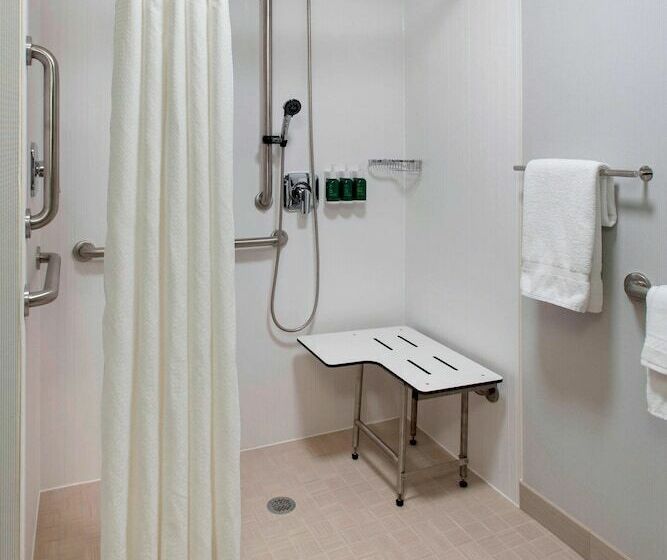 فندق Courtyard By Marriott Fishkill