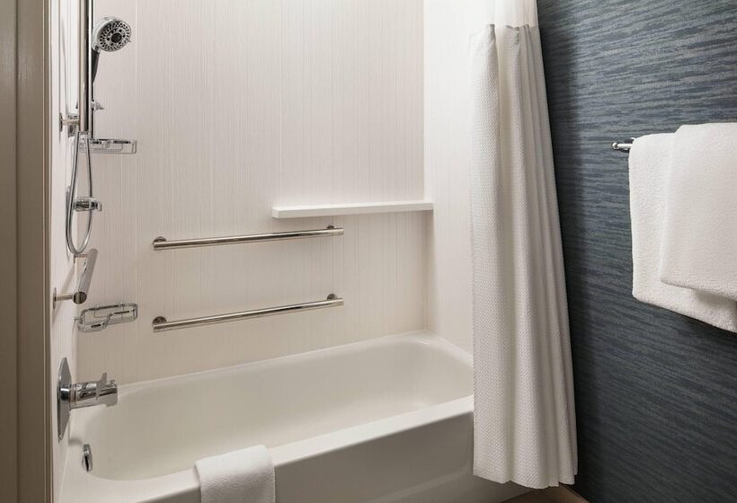 בית מלון כפרי Courtyard Indianapolis At The Capitol