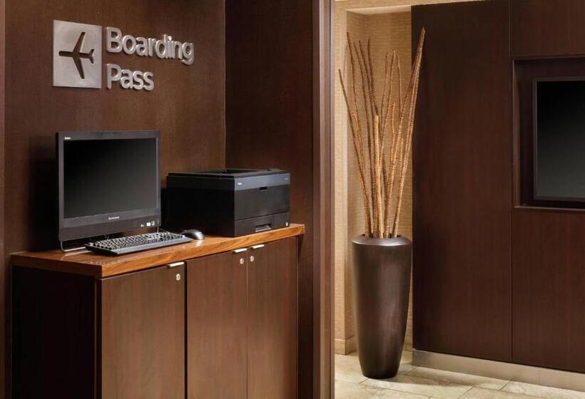 בית מלון כפרי Courtyard Indianapolis At The Capitol