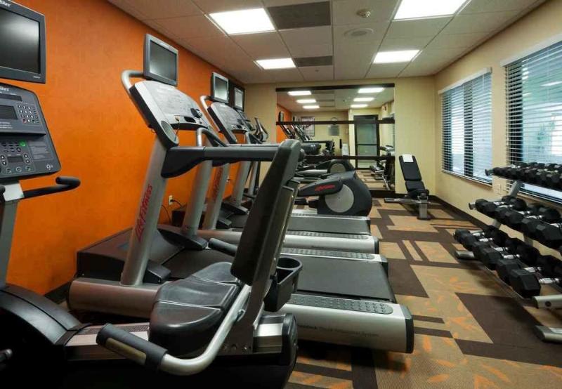 בית מלון כפרי Courtyard Indianapolis At The Capitol