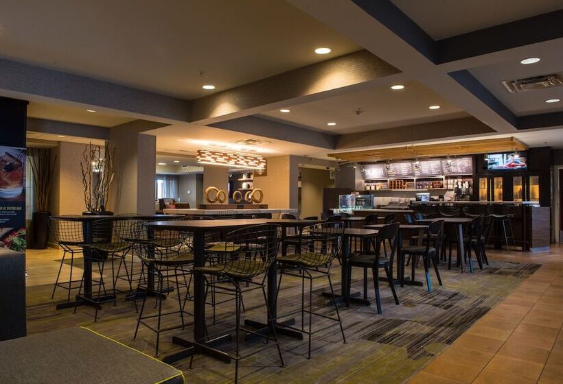 فندق Courtyard By Marriott Nashville At Opryland