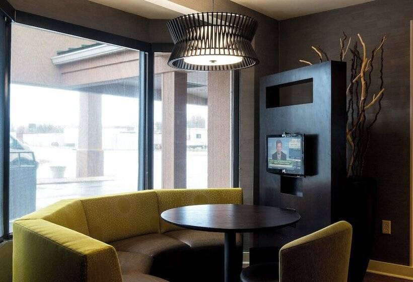 فندق Courtyard By Marriott Nashville At Opryland