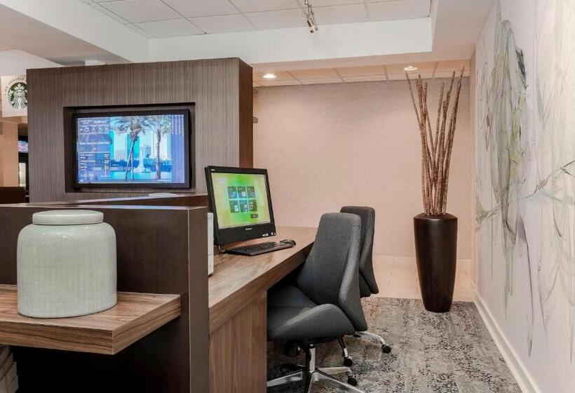 فندق Courtyard By Marriott Orlando Lake Mary North