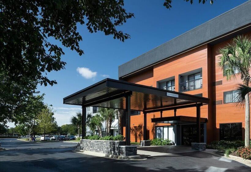 فندق Courtyard By Marriott Pensacola