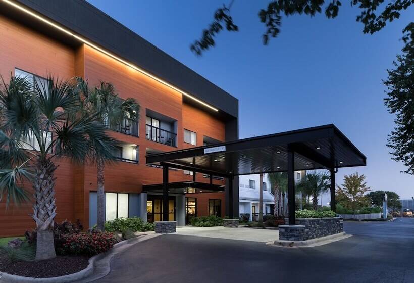 فندق Courtyard By Marriott Pensacola
