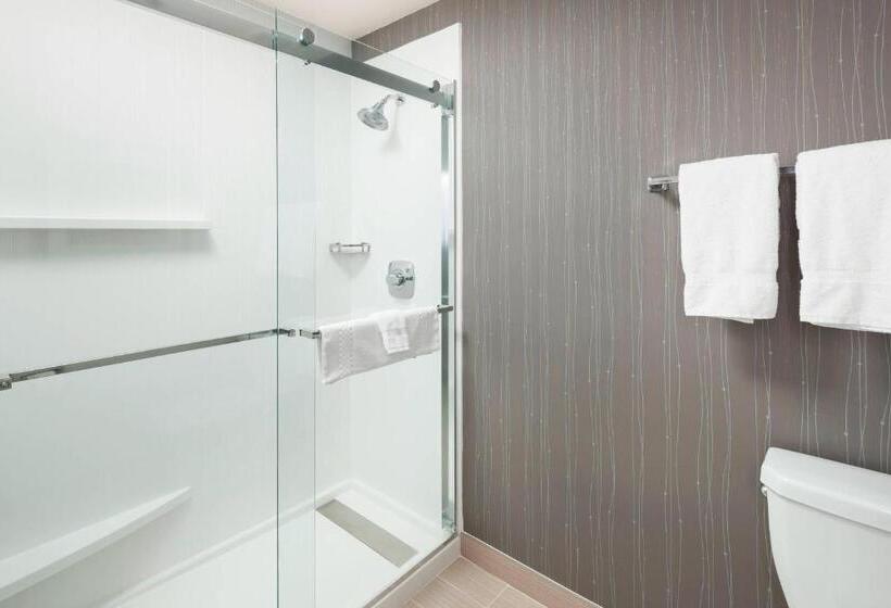 فندق Courtyard By Marriott Pensacola