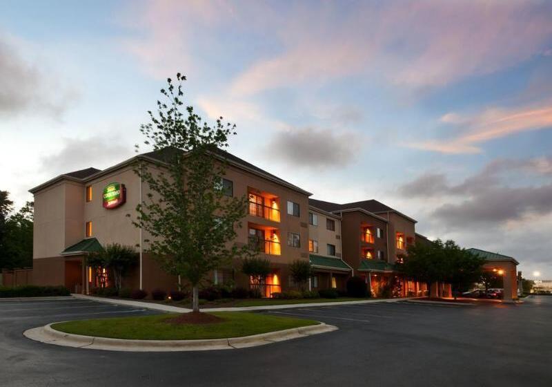 فندق Courtyard By Marriott Pensacola