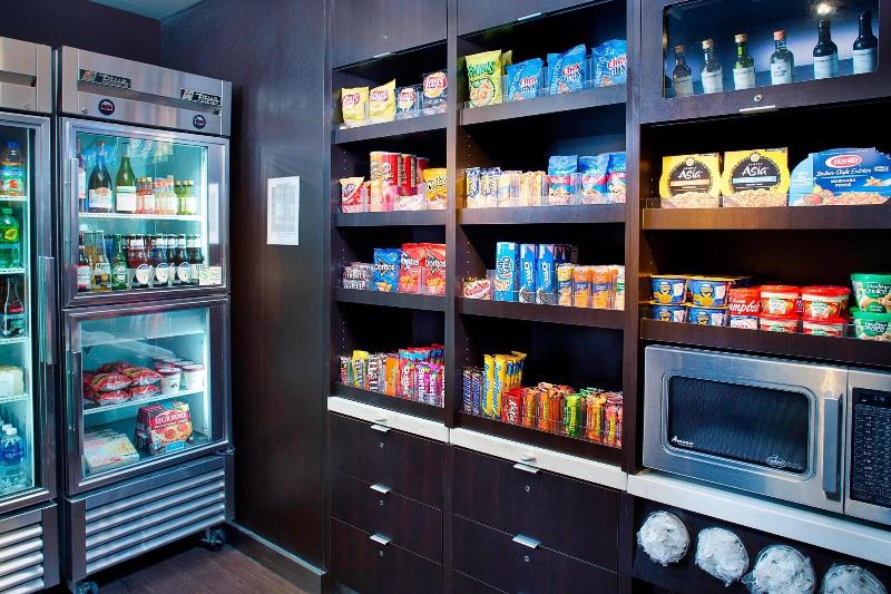 酒店 Courtyard By Marriott Richmond Airport