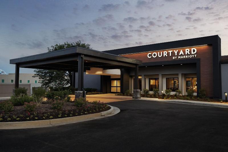 فندق Courtyard By Marriott St. Louis Downtown West
